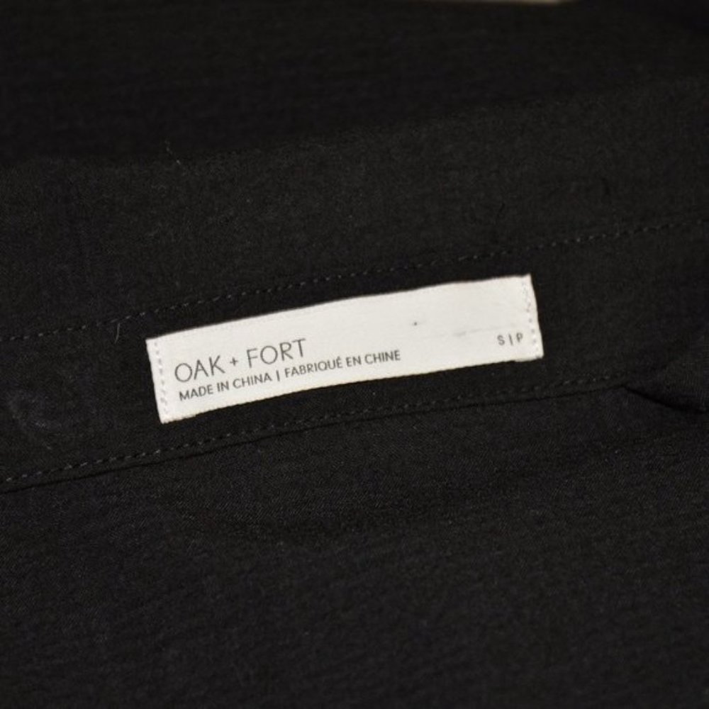 NWOT Oak + Fort Asymmetrical Button Up Blouse Sz S - Picture 6 of 6